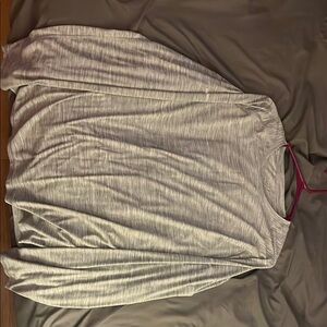 Old Navy Gray Long Sleeve Tee